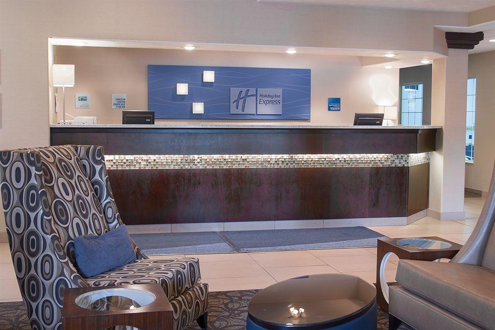 Holiday Inn Express Wenatchee By Ihg Exterior photo