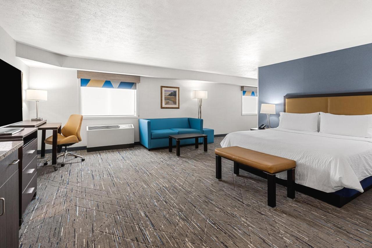 Holiday Inn Express Wenatchee By Ihg Exterior photo