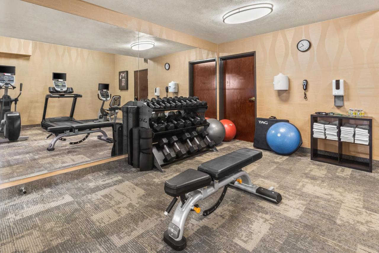 Holiday Inn Express Wenatchee By Ihg Exterior photo