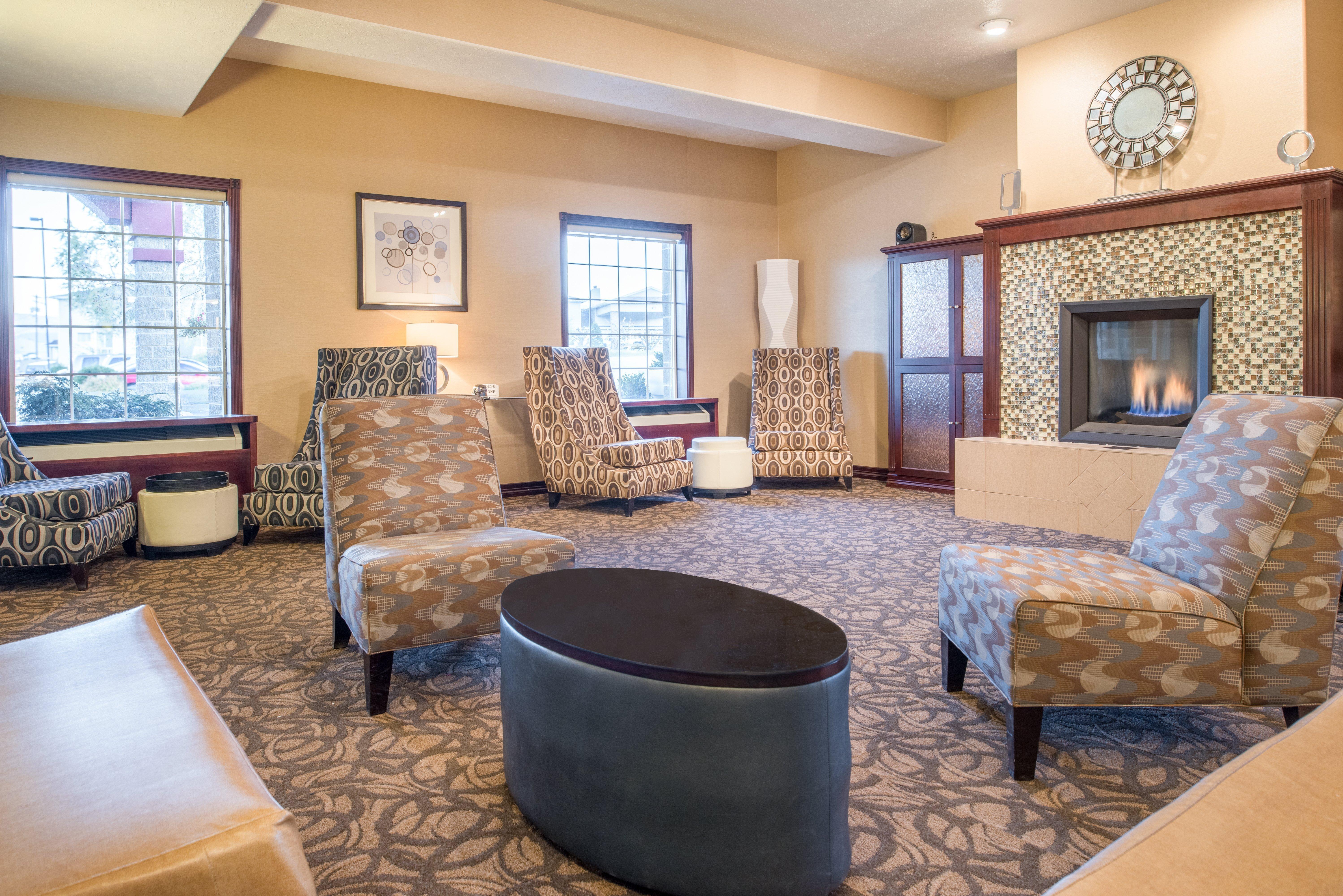 Holiday Inn Express Wenatchee By Ihg Exterior photo
