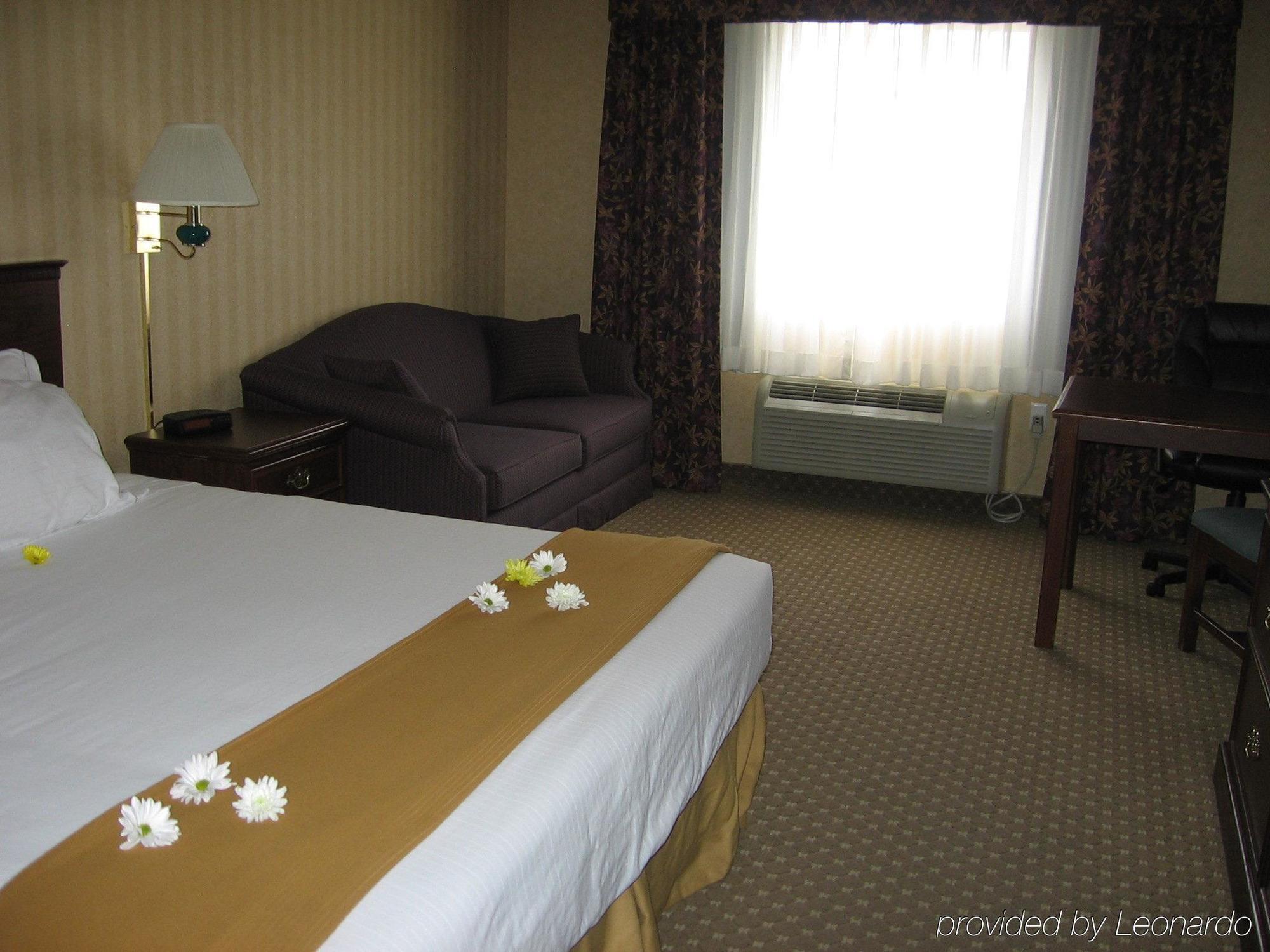 Holiday Inn Express Wenatchee By Ihg Room photo